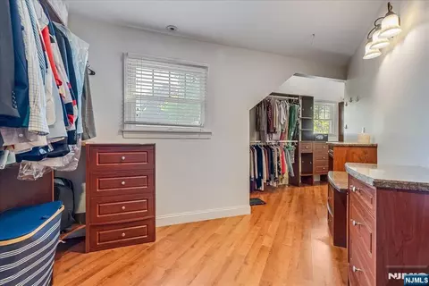 Other - 254 Hoppers Ln, Paramus, NJ 07652 photo 6 of 9