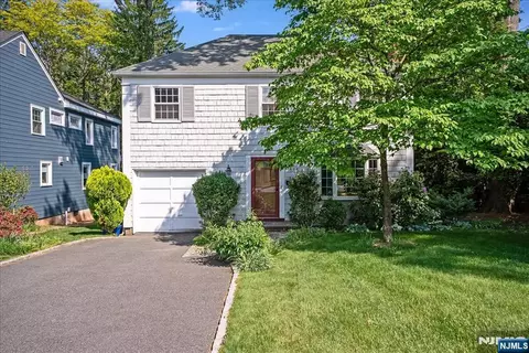 687 Grove St, Montclair, NJ 07043