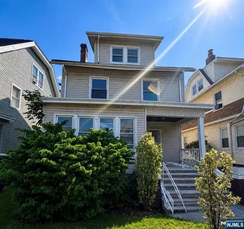 187 Rutledge Ave, East Orange, NJ 07017