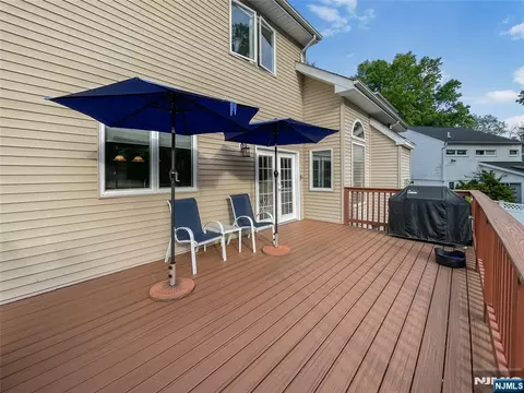 Exterior - 445 Nevada St, Paramus, NJ 07652 photo 4 of 9