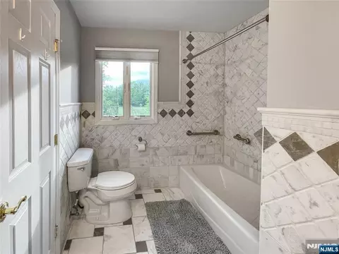 Bath - 445 Nevada St, Paramus, NJ 07652 photo 9 of 9