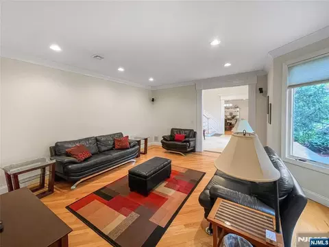 Living - 445 Nevada St, Paramus, NJ 07652 photo 2 of 5