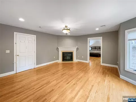 Living - 445 Nevada St, Paramus, NJ 07652 photo 5 of 5