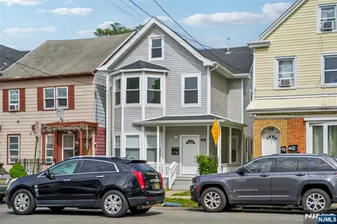 77 Madison Ave, Paterson, NJ 07524