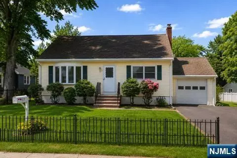37 Linden Rd, Wayne, NJ 07470