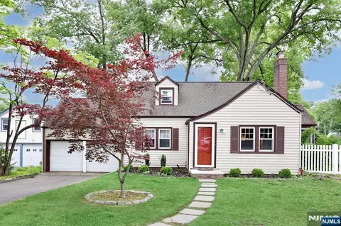 191 4th Ave, Westwood, NJ 07675