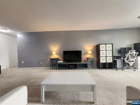 Living - 307 Prospect Ave #4D, Hackensack, NJ 07601 photo 3 of 6