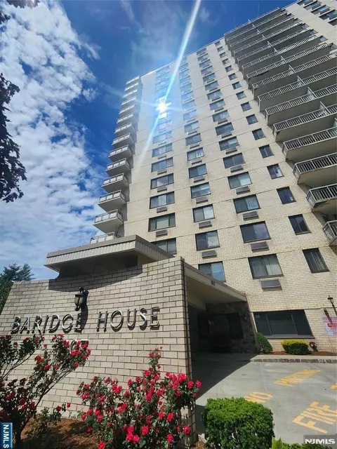 Exterior - 307 Prospect Ave #4D, Hackensack, NJ 07601 photo 3 of 6