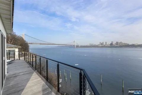 27 Shore Rd, Edgewater, NJ 07020 photo 19
