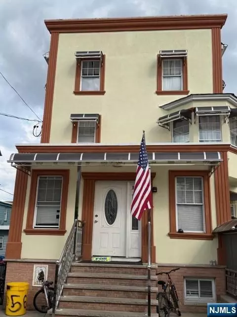 56 Hamilton Ave, Fairview, NJ 07022