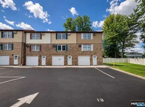 453 Liberty St #12, Little Ferry, NJ 07643