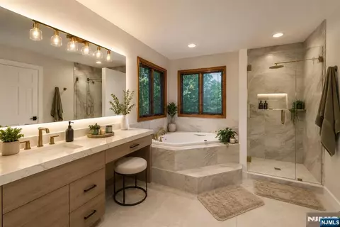 Bath - 12 Abbott Rd, Wayne, NJ 07470 photo 5 of 8