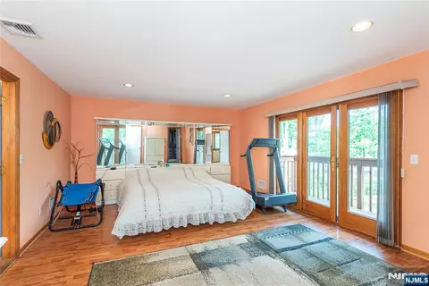 Bedroom - 12 Abbott Rd, Wayne, NJ 07470 photo 1 of 4
