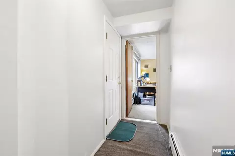 Entry Way - 123 Midwood Rd, Paramus, NJ 07652 photo 4 of 5