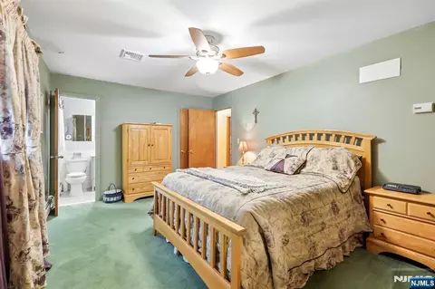 Bedroom - 123 Midwood Rd, Paramus, NJ 07652 photo 1 of 7