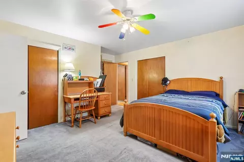 Bedroom - 123 Midwood Rd, Paramus, NJ 07652 photo 4 of 7