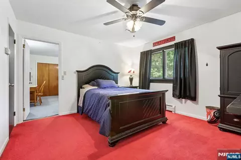 Bedroom - 123 Midwood Rd, Paramus, NJ 07652 photo 5 of 7