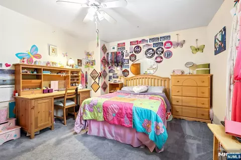 Bedroom - 123 Midwood Rd, Paramus, NJ 07652 photo 2 of 7