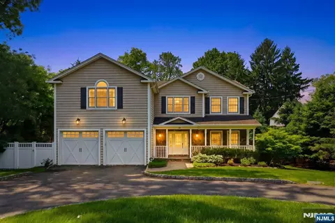 42 Spring Valley Rd, Montvale, NJ 07645