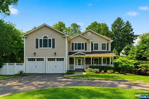 42 Spring Valley Rd, Montvale, NJ 07645