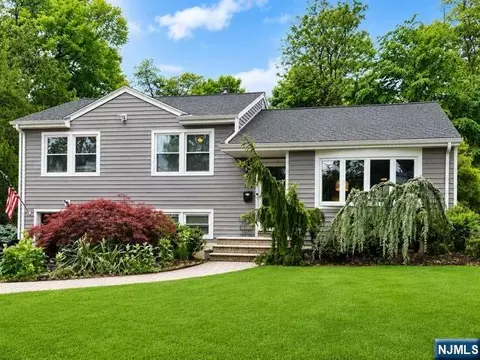 158 Morningside Rd, Paramus, NJ 07652 photo 1