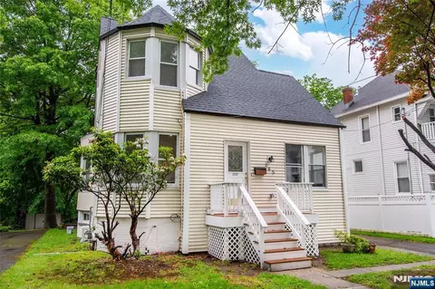 245 Elm Ave, Bogota, NJ 07603