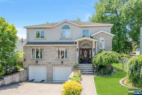 244 Mcelroy Ave, Fort Lee, NJ 07024