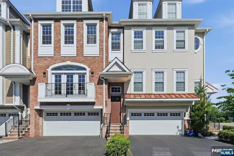 202 Brandon Ct, Montvale, NJ 07645
