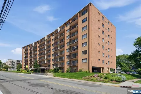 265 Main St #704, Ridgefield Park, NJ 07660