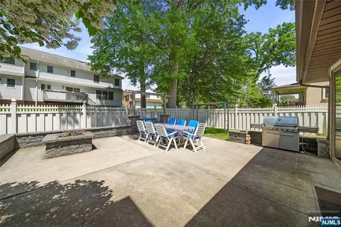 Exterior - 22 Kendrick St, Paramus, NJ 07652 photo 6 of 8