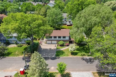 View/Area - 22 Kendrick St, Paramus, NJ 07652 photo 3 of 4