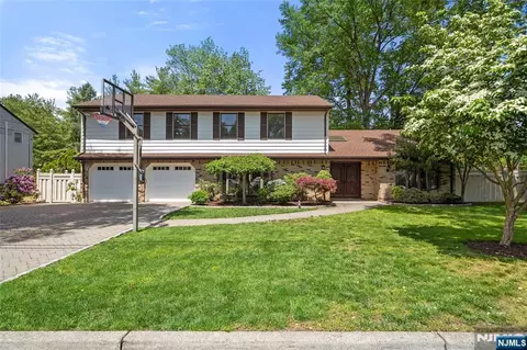 Exterior - 22 Kendrick St, Paramus, NJ 07652 photo 2 of 8
