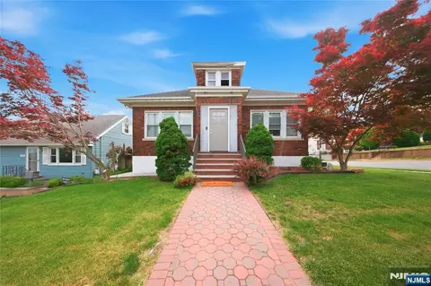 596 Moonachie Ave, Wood Ridge, NJ 07075