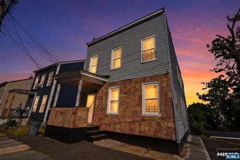 8-10 N 3rd St, Paterson, NJ 07522