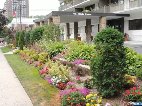 235 Prospect Ave #10H, Hackensack, NJ 07601