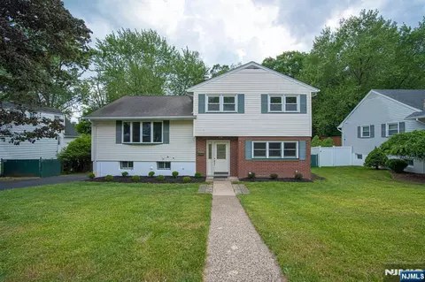 338 Main St, New Milford, NJ 07646