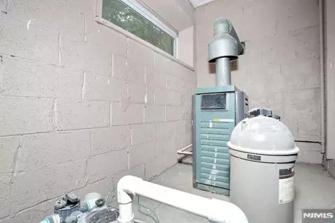 Entry Way - 96 Wilson Ave, Wayne, NJ 07470 photo 4 of 5