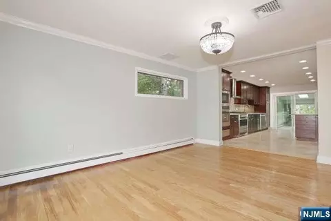 Living - 96 Wilson Ave, Wayne, NJ 07470 photo 2 of 7