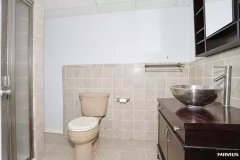 Bath - 96 Wilson Ave, Wayne, NJ 07470 photo 6 of 7