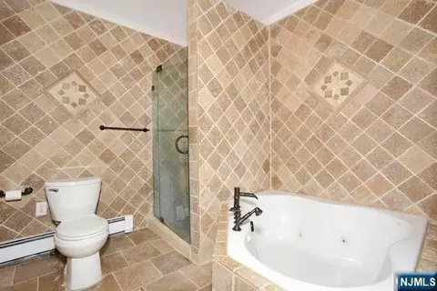 Bath - 96 Wilson Ave, Wayne, NJ 07470 photo 3 of 7