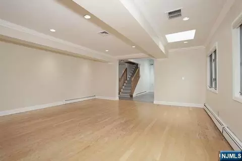 Living - 96 Wilson Ave, Wayne, NJ 07470 photo 4 of 7