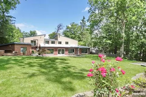 Exterior - 96 Wilson Ave, Wayne, NJ 07470 photo 11 of 12