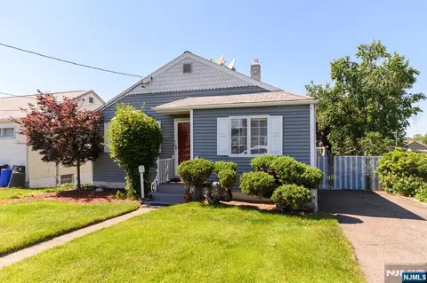 271 S S Blvd, Saddle Brook, NJ 07663