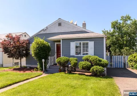 271 S S Blvd, Saddle Brook, NJ 07663