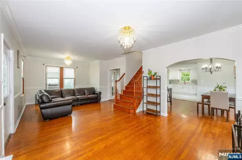 1022 Ringwood Ave, Wanaque, NJ 07420