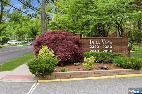 2330 Linwood Ave #2E, Fort Lee, NJ 07024
