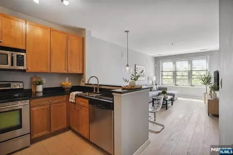 24 Ave At Port Imperial #226, West New York, NJ 07093