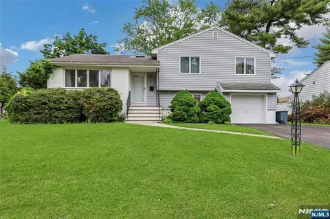 45 Kershner Pl, Fair Lawn, NJ 07410