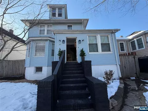 188 Teaneck Rd, Ridgefield Park, NJ 07660