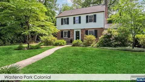 454 Wastena Ter, Ridgewood, NJ 07450